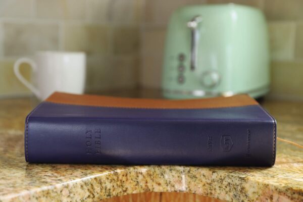 NIV & KJV Side-By-Side Bible/Large Print-Navy/Tan Duo-Tone - Image 4