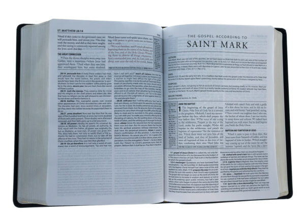 Matthew Henry Study Bible Black Bonded Leather - Image 5