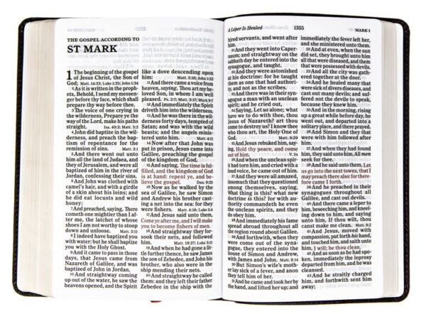 KJV Large Print Personal Size Reference Bible - Image 3