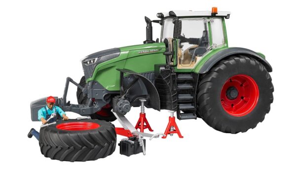 Fendt 1050 Tractor w/ Repair Accessories - Image 3