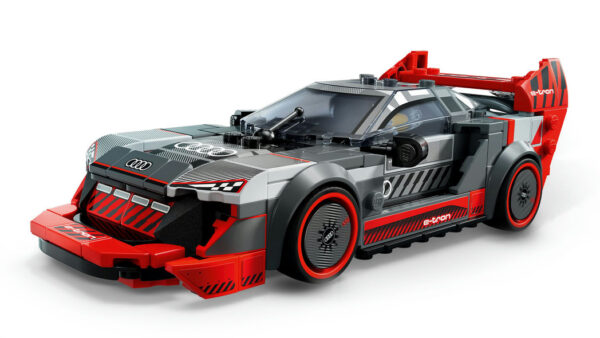 Lego Speed Champion Audi S1 e-tron quattro Race Car - 76921 - Image 4