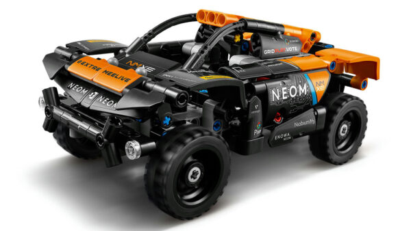Lego Technic NEOM McLaren Extreme E Race Car - 42166 - Image 4